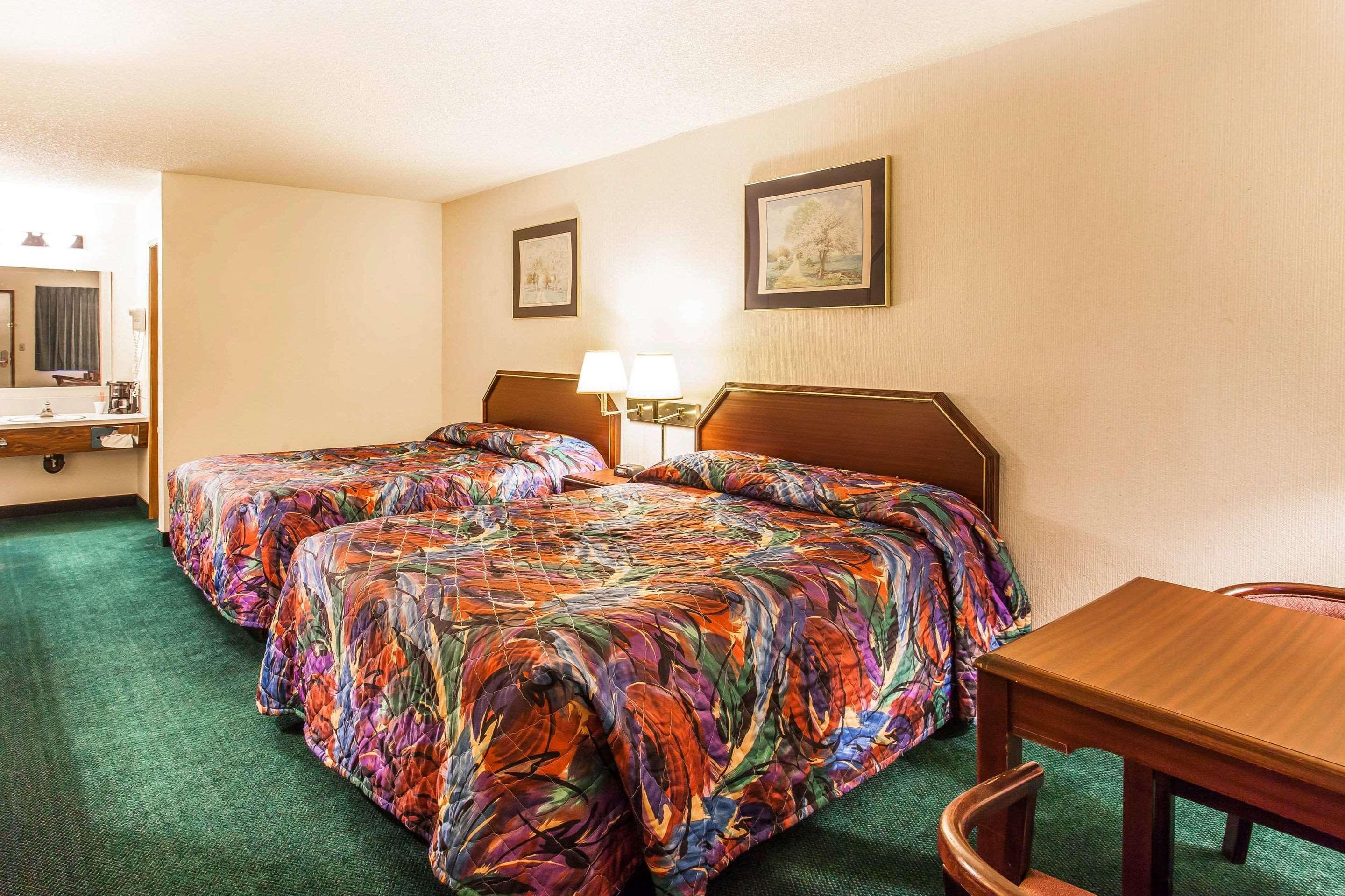 Motel Econolodge 2*